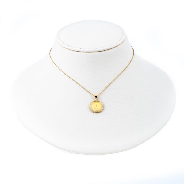 gold coin pendant Chain