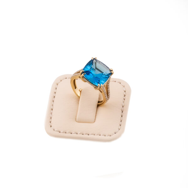 DT0017 Karat 18