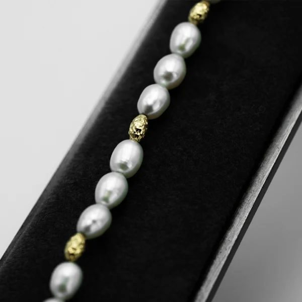OVAL PEARL BRACELET