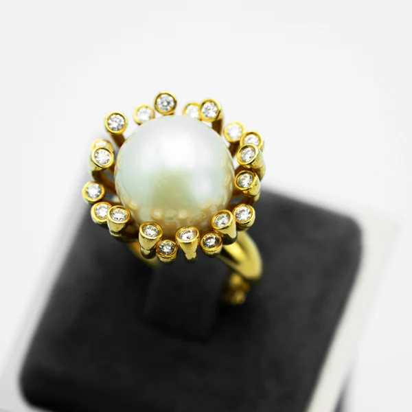 Pearl Ruby Ring